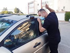 פריצת רכב בקצרין - אייל לוק מנעולן רכב בקצרין פורץ רכב נעול בחניון המרכזי ללא שום נזק